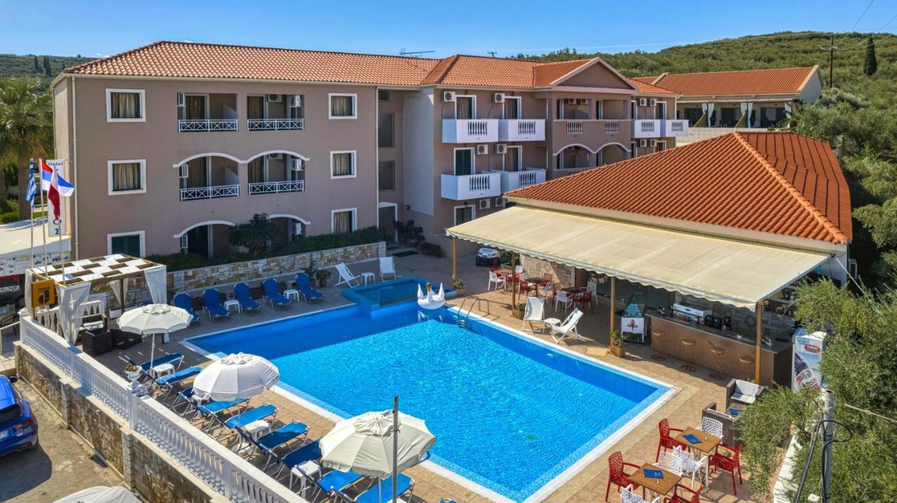 Kozanos Hotel & Suites Alykanas  Exterior foto