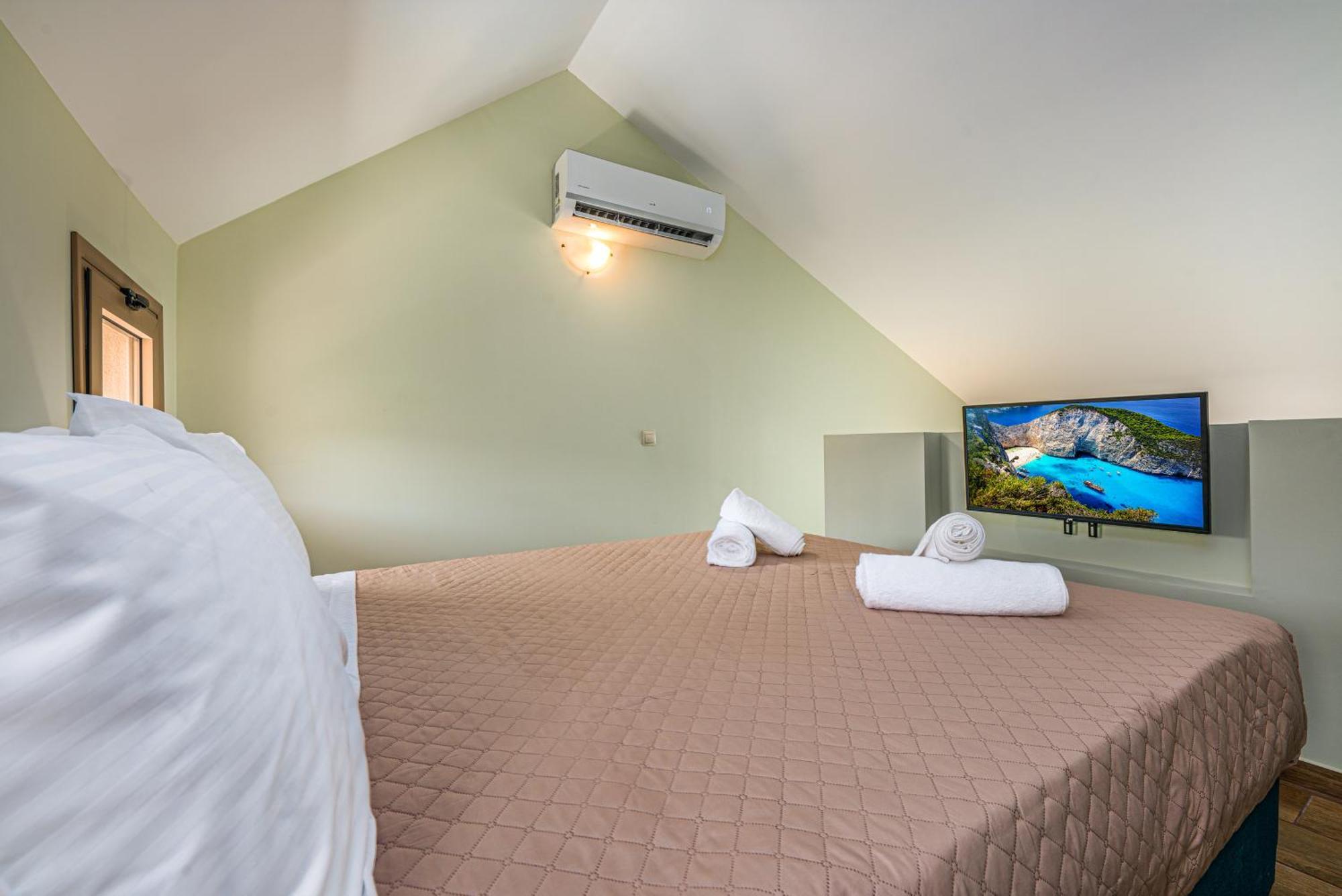 Kozanos Hotel & Suites Alykanas  Cameră foto